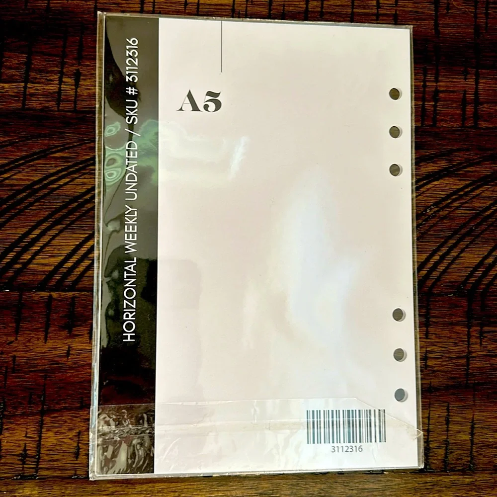 Cloth & Paper Planner - Picture 3 of 3